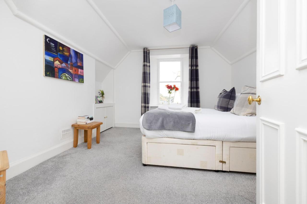 Joivy Cosy Flat In The Heart Of Edinburgh Apartamento Exterior foto